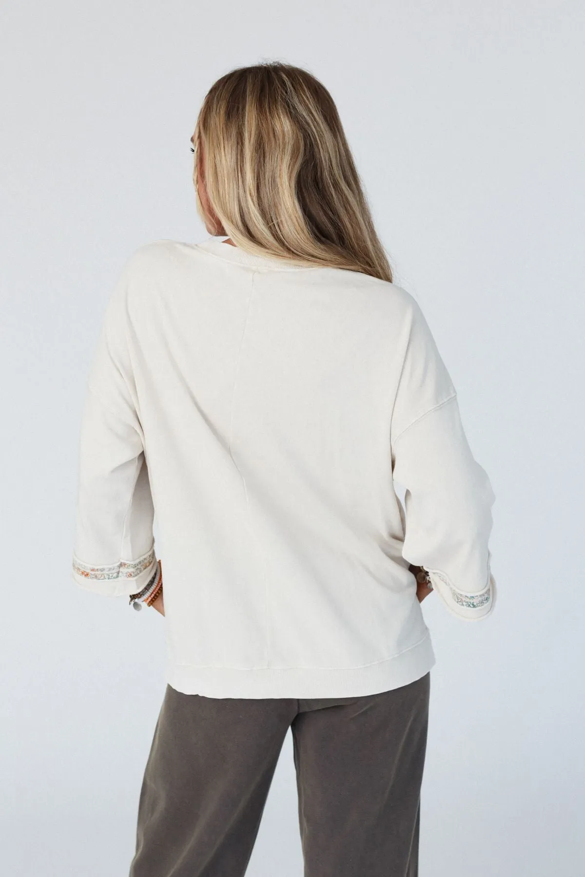 Beatrix Pullover - Beige