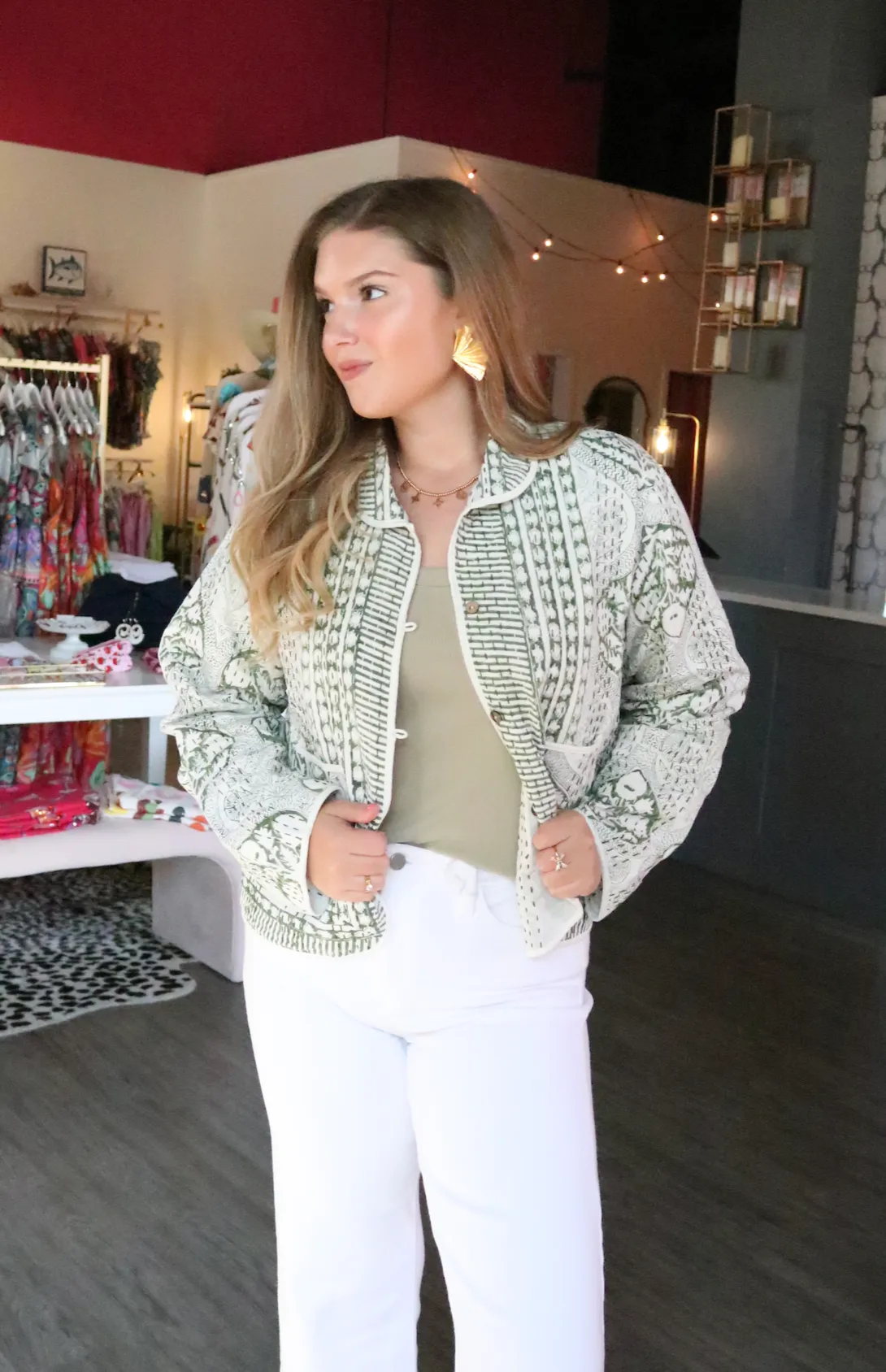 Stylish Green Birdie Jacket - Lightweight & Comfortable Outerwear