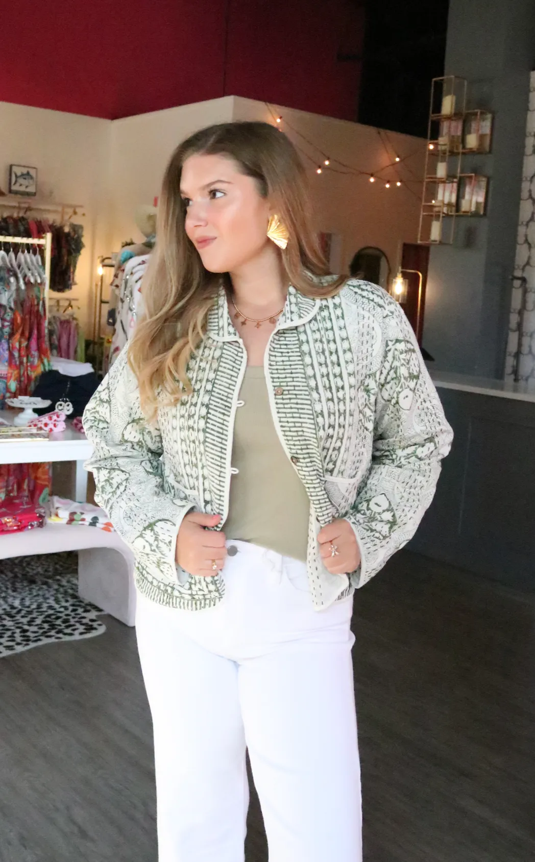 Stylish Green Birdie Jacket - Lightweight & Comfortable Outerwear