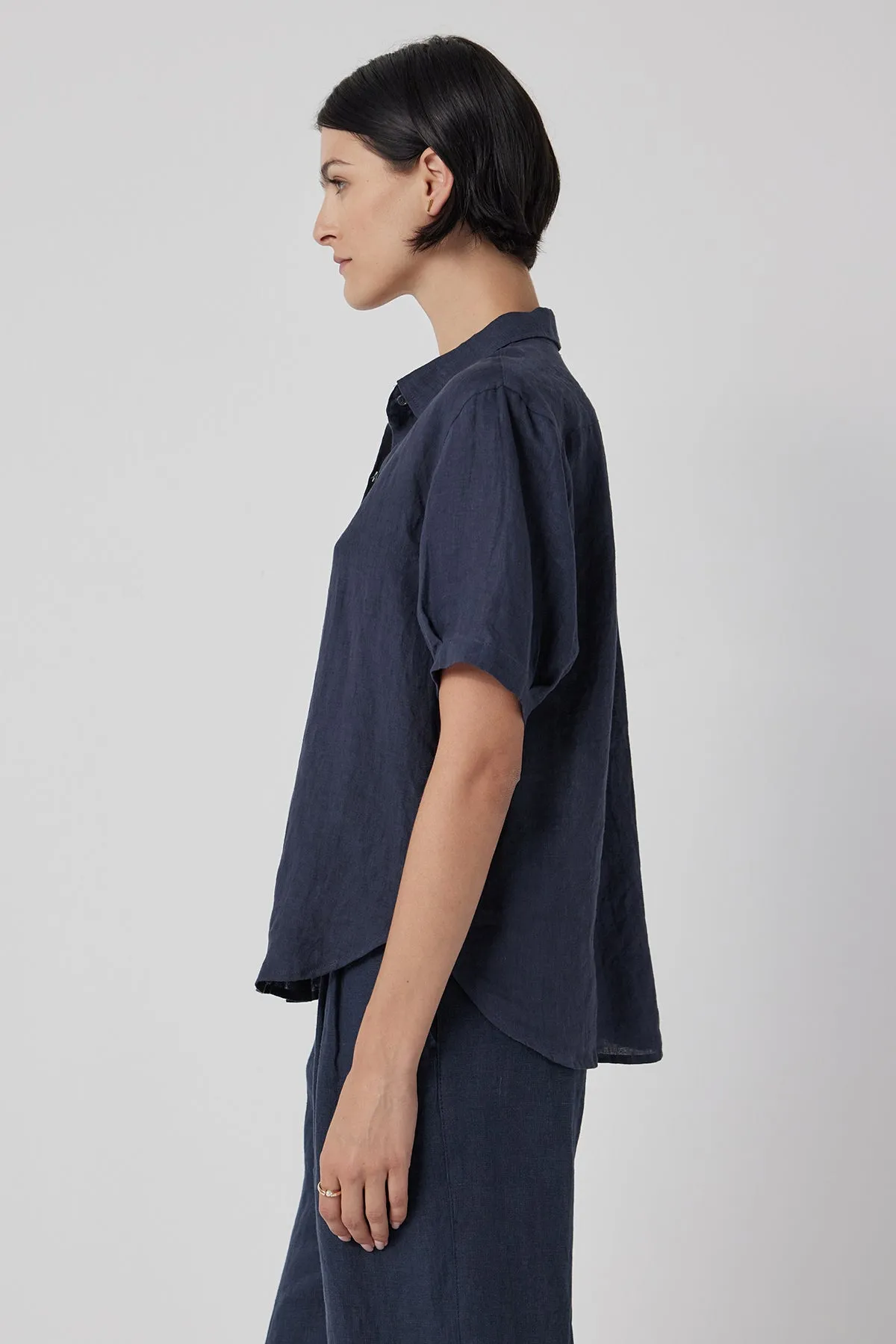 CLAREMONT LINEN SHIRT