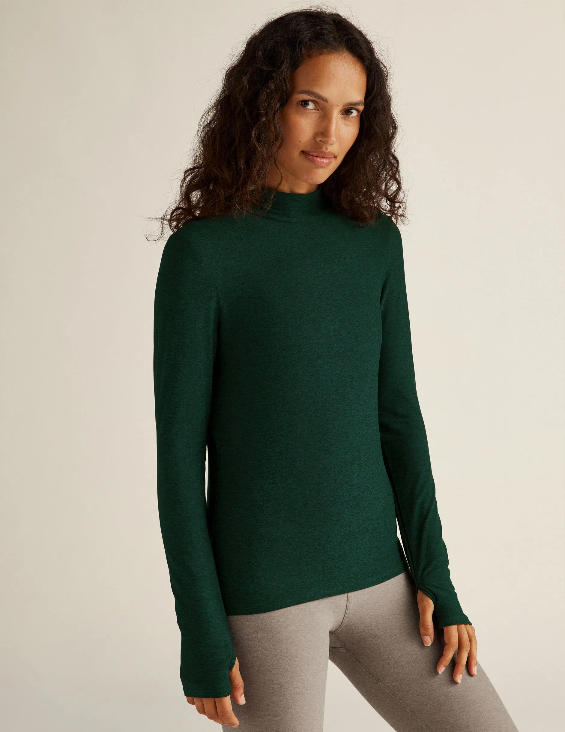 Featherweight Moving On Pullover