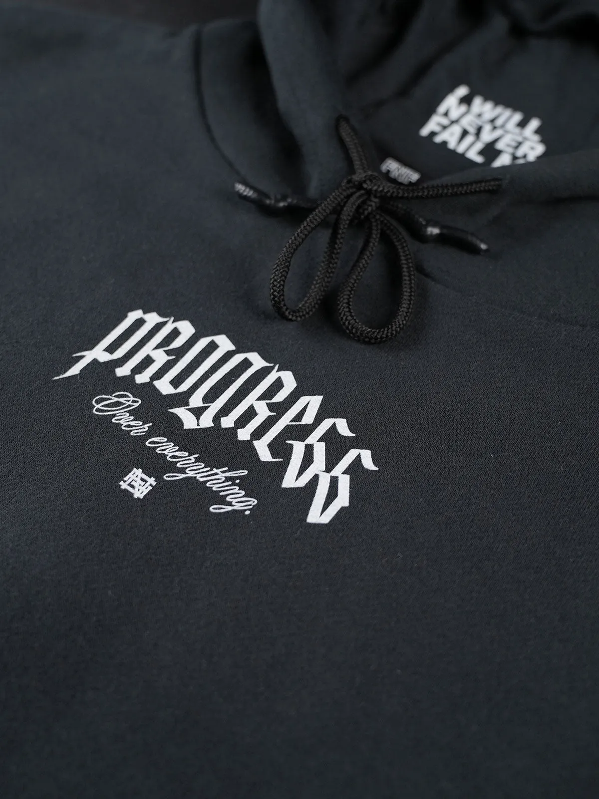 PROGRESS SLEEVELESS PULLOVER-BLACK