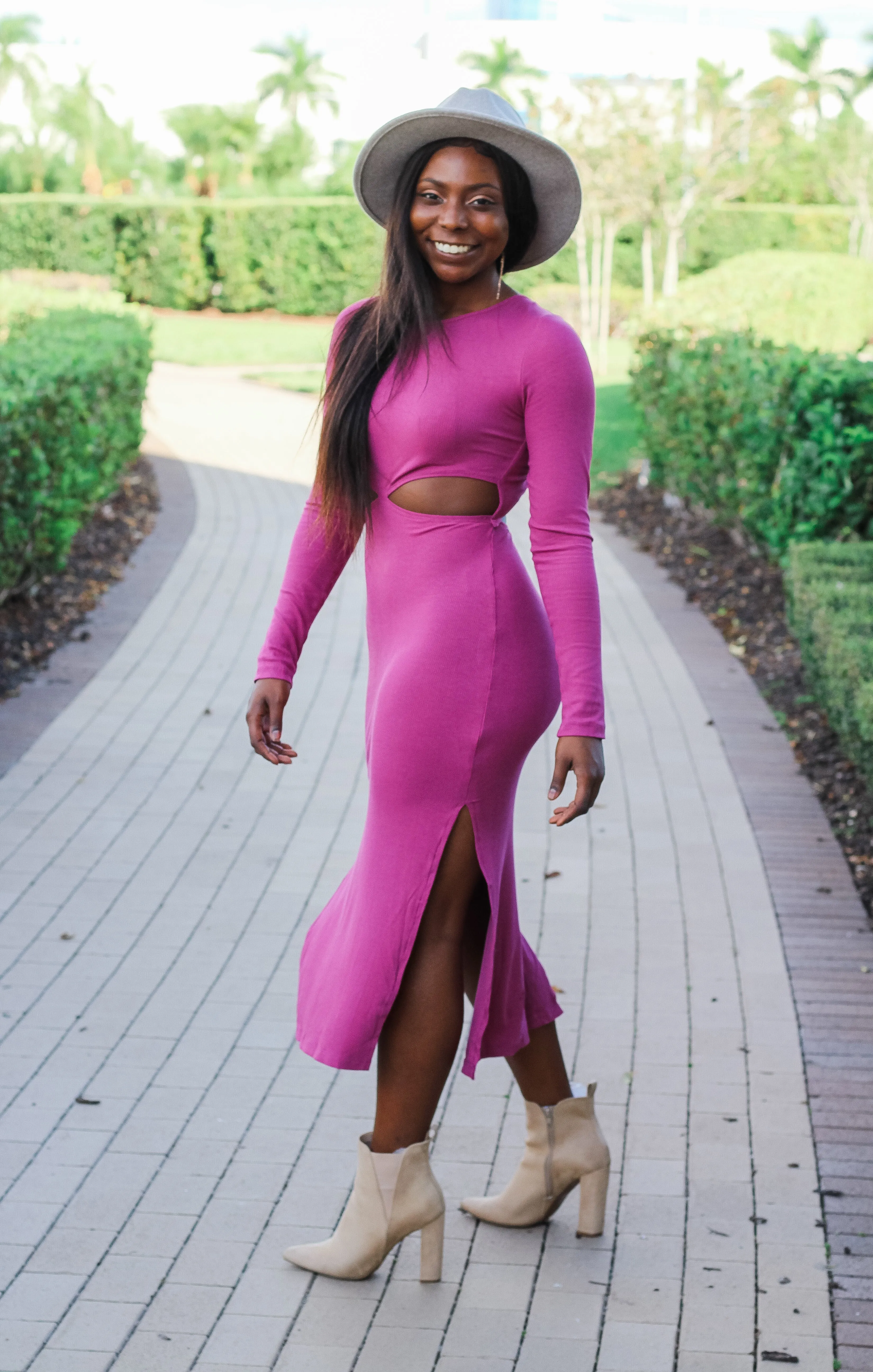 The Fall Fitted Cut-Out Midi (Berry)